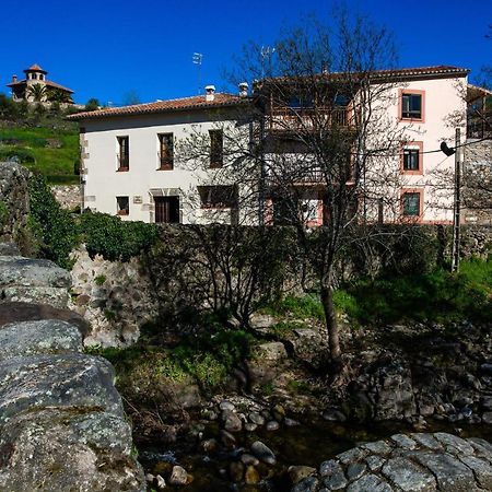 Apartamentos Puente De La Juderia Hervas Luaran gambar