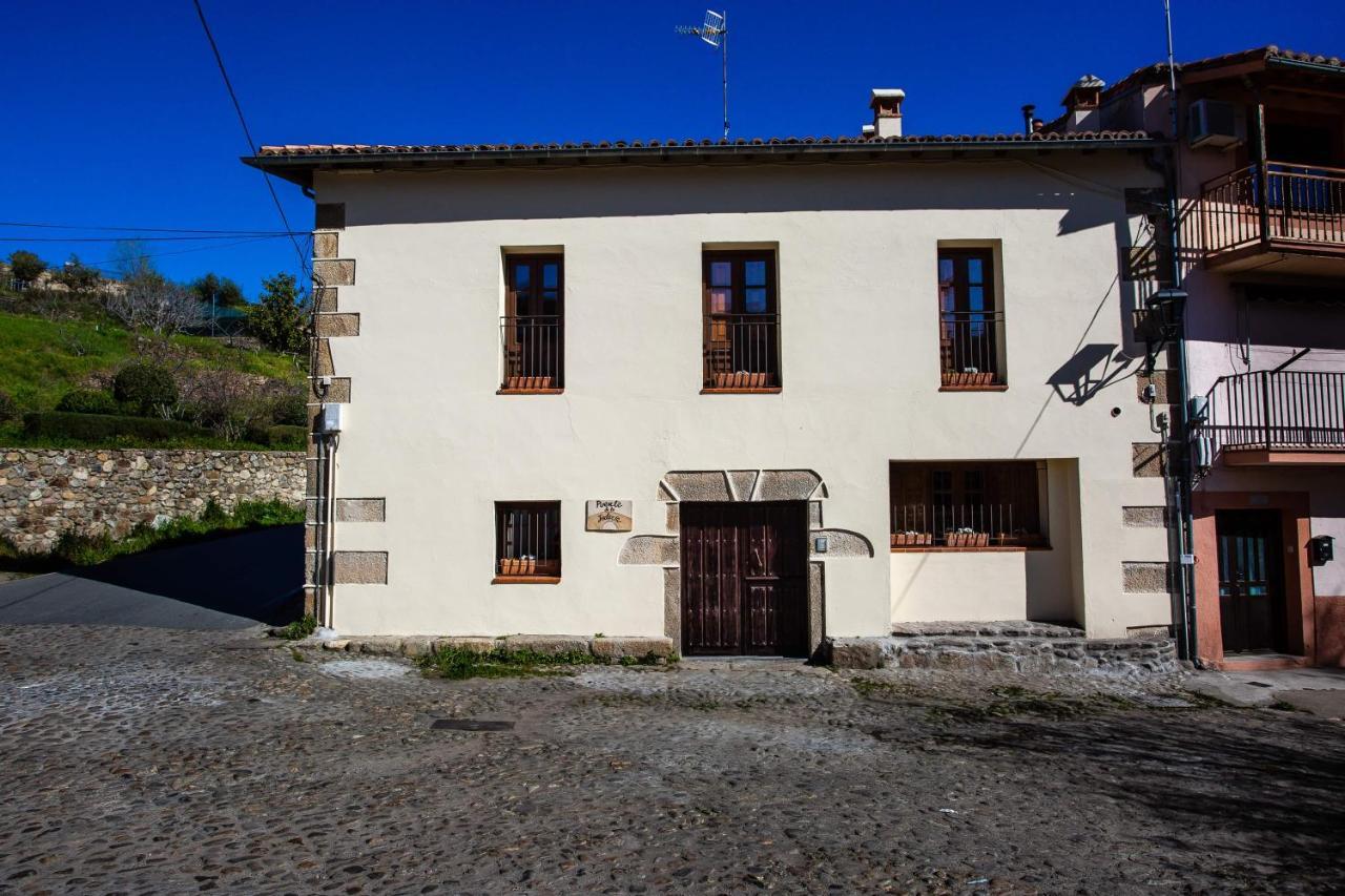 Apartamentos Puente De La Juderia Hervas Luaran gambar