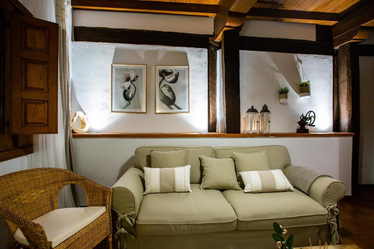 Apartamentos Puente De La Juderia Hervas Luaran gambar