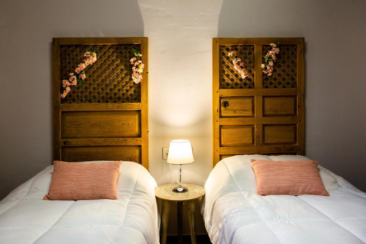 Apartamentos Puente De La Juderia Hervas Luaran gambar