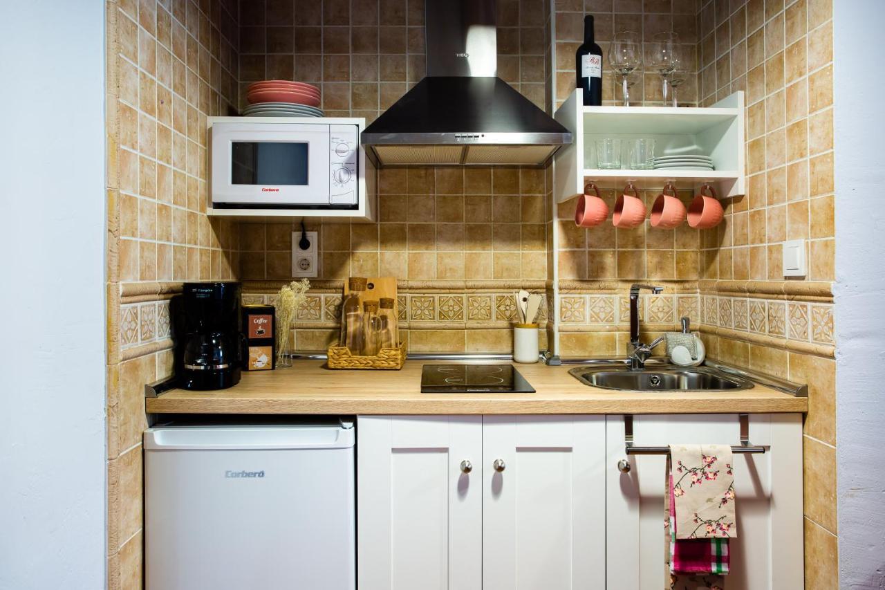 Apartamentos Puente De La Juderia Hervas Luaran gambar