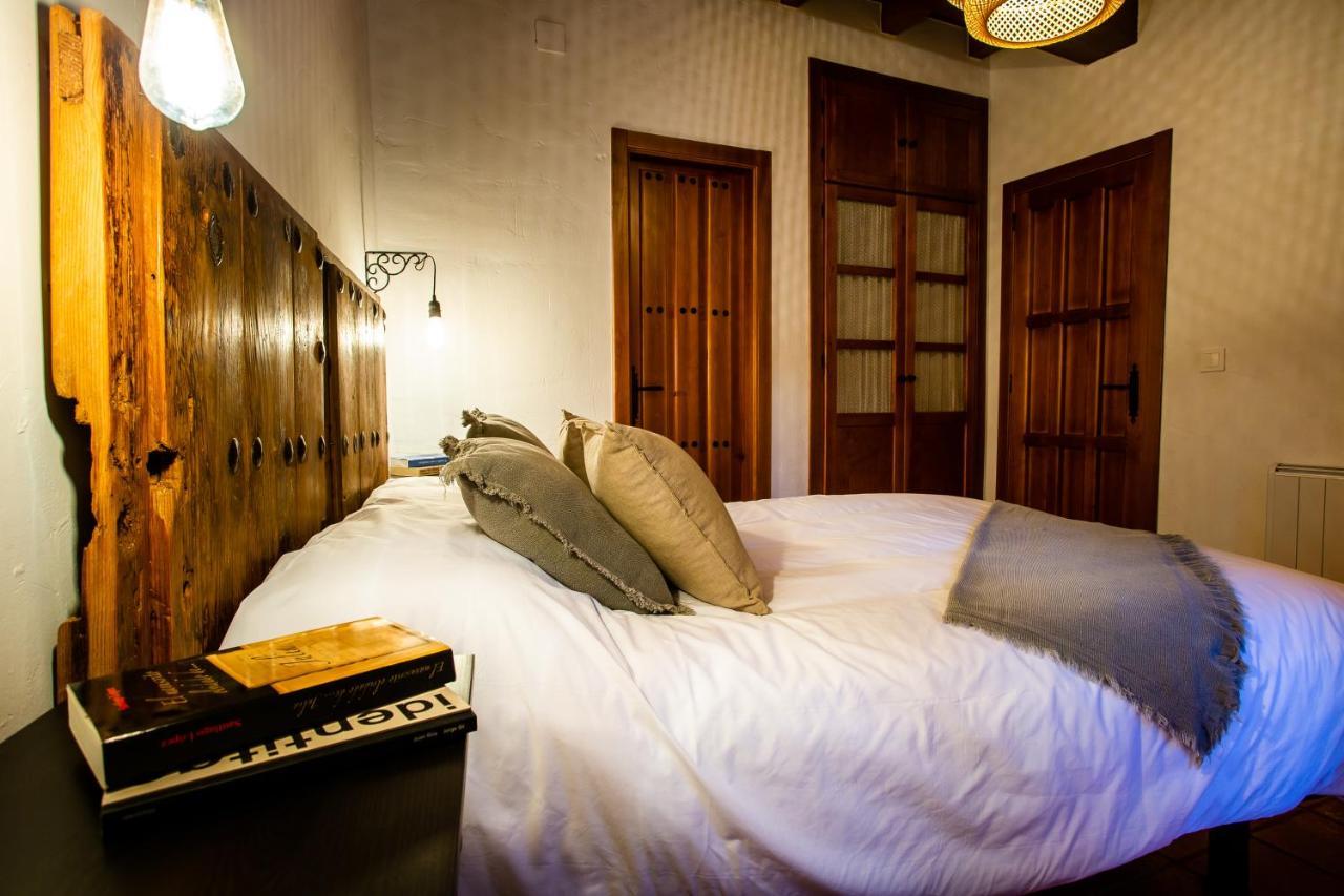 Apartamentos Puente De La Juderia Hervas Luaran gambar