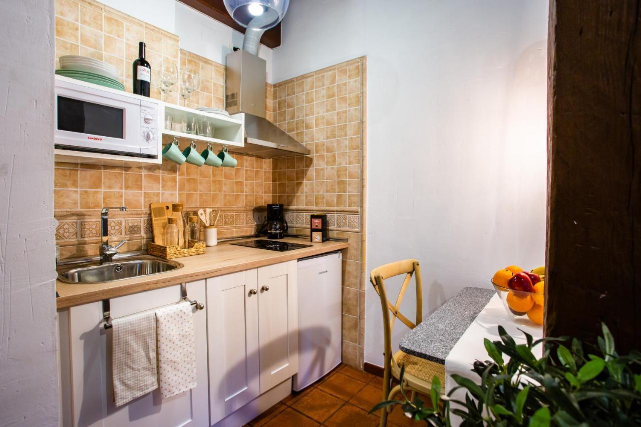 Apartamentos Puente De La Juderia Hervas Luaran gambar
